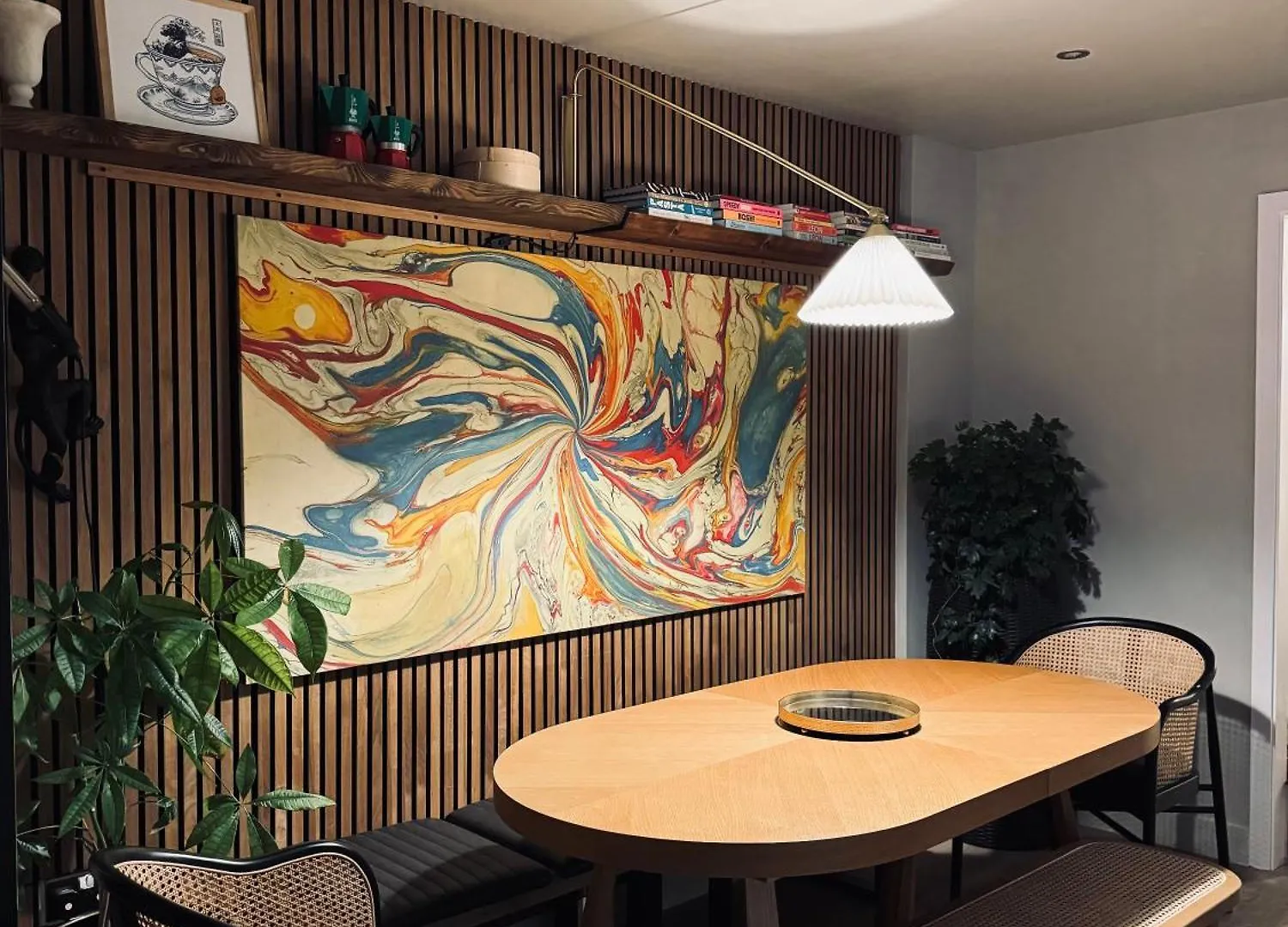Stunning Designer House, Fantastic City Location - Cambridge Homehost 0*,